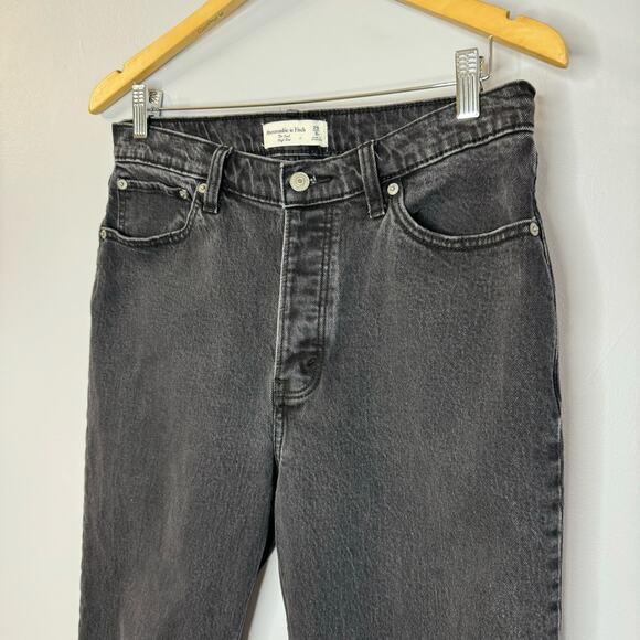 Abercrombie and Fitch The Dad High Rise Wash Black Jeans Women's 29 - Picture 4 of 9